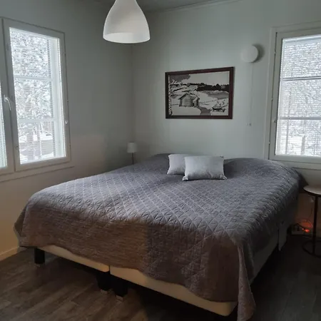 Sara Калайоки